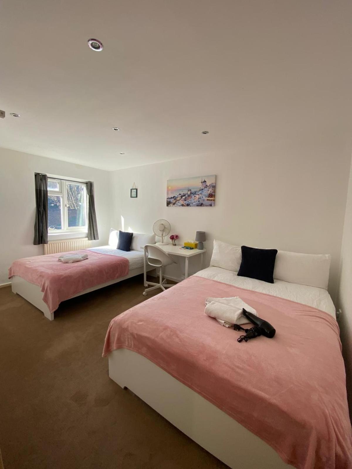 Fabulous Private Bedrooms Near Euston Station, Central Londýn Exteriér fotografie
