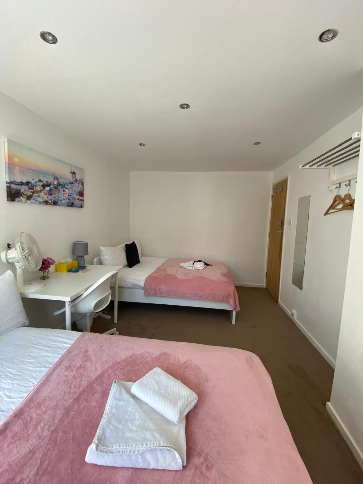Fabulous Private Bedrooms Near Euston Station, Central Londýn Exteriér fotografie